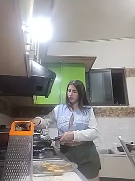 Latina_azura333 live