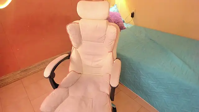 Kitty_Burn live