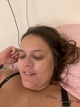 Laryssinha_69 live