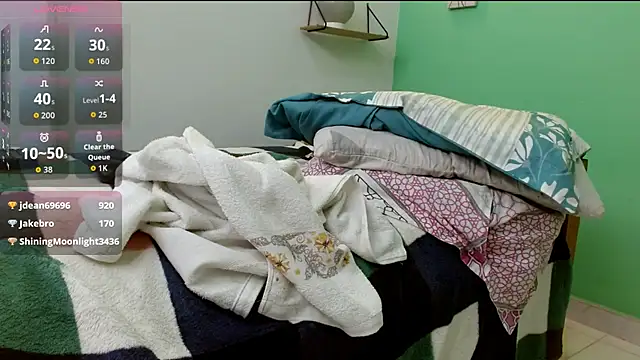evaleribigtits18 live