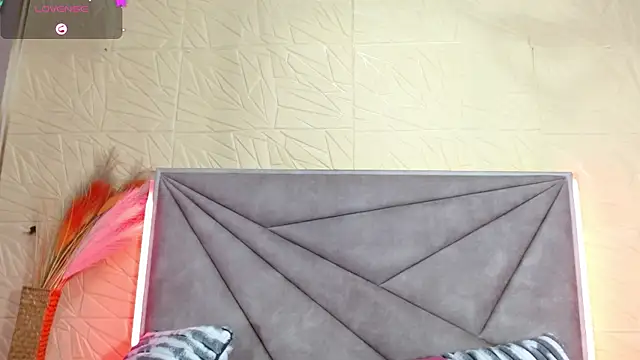 Esmeralda_oikos live