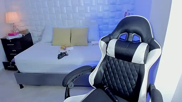 anny_rouse24 live