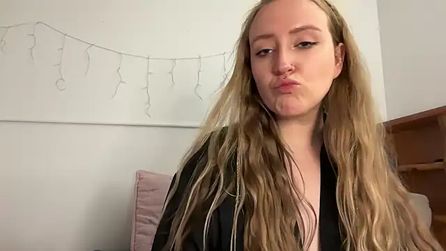 Pattyworld69 live
