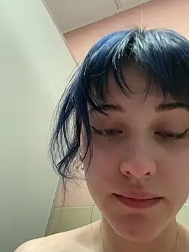 Only_April live