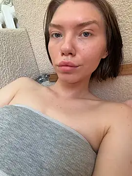 Lisaaa_Alisa live