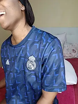Lucy_Blacksilk live