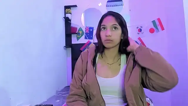 sapphire_brown20 live