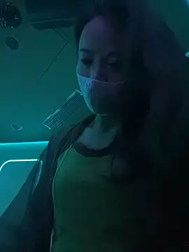 kiss_loo live