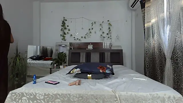 beautiful_bellaa live