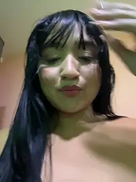 FoxySkye live