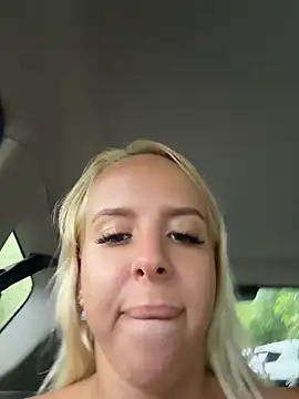 LikaCat live