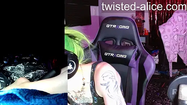 Twisted_Alice live