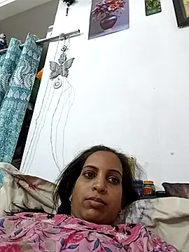 Sexy-Kajal2 live