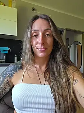 NicoleKaiser live