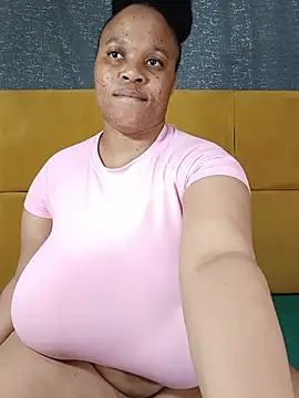 HugeTitisxx live