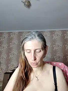 CandiCole live