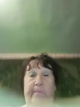 CrystalLime6411 live
