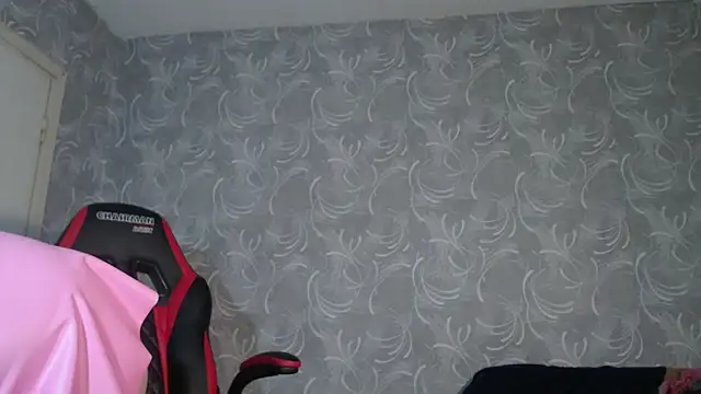 Stunningboobs live