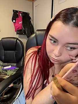 Karen18_boobs live