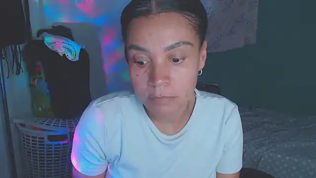 shayna_cute live