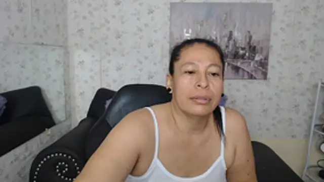 mature_martina live