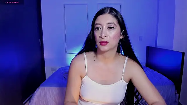 MeganWhite3 live