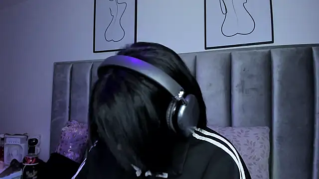 Kitty_Gang live