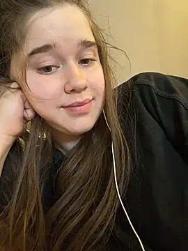 HornyGirlH live