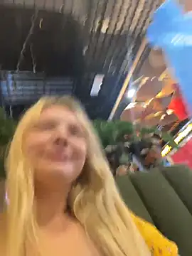 AmmyHot live