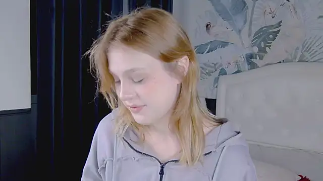 CaitlinSugar live