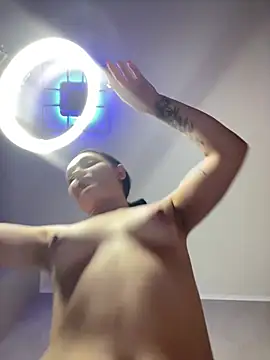 BiteMeSarah live