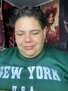 Hailey_Curvy live