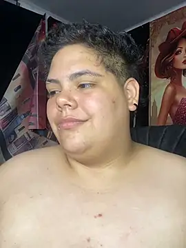 Hailey_Curvy live