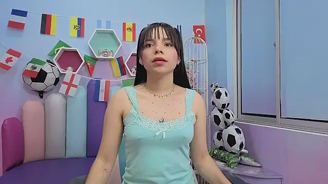 Isaa_Skinny live