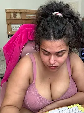 Curvydesifromgermany live
