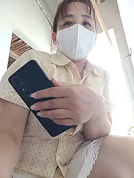 Lyna_sexy24 live