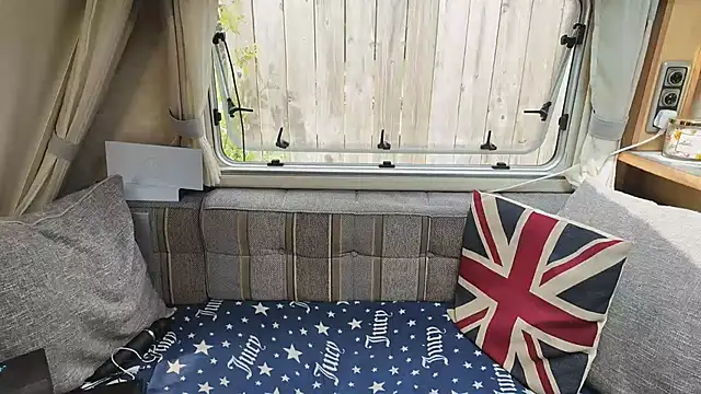 British__Rosie live