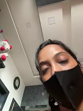 livia_dolls live