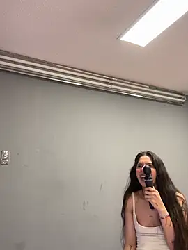 Thiara_gh live