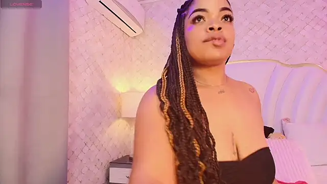 YazminJenner live