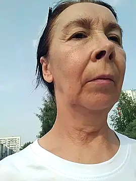 Celine_Faer1 live