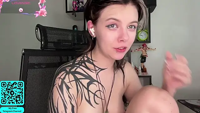 MadalynNosel live