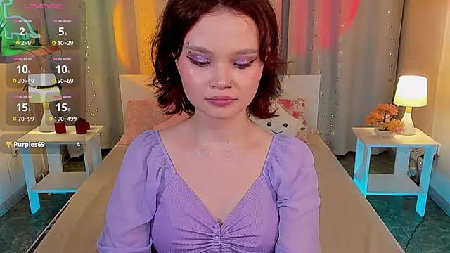 EmilyChaves live