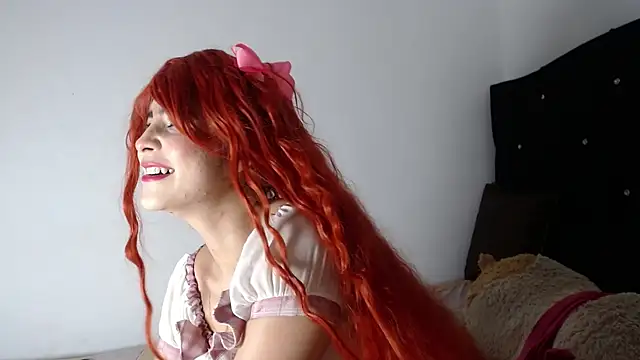 Thalia_Karlson live