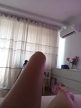 LauraDelightX live