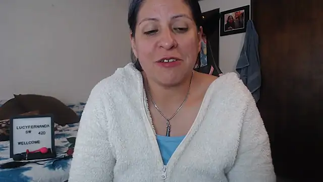 LucifernandaSw live