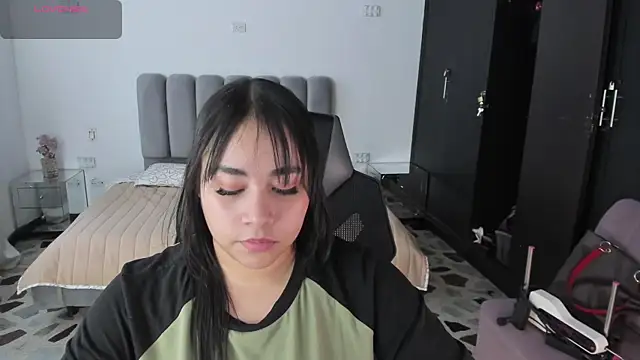 ThaliaBrookss_ live