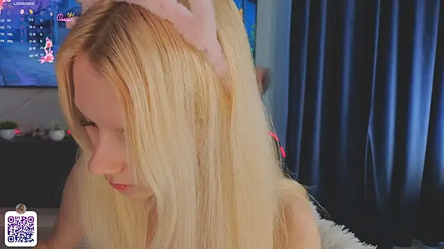 JuanaSumma live