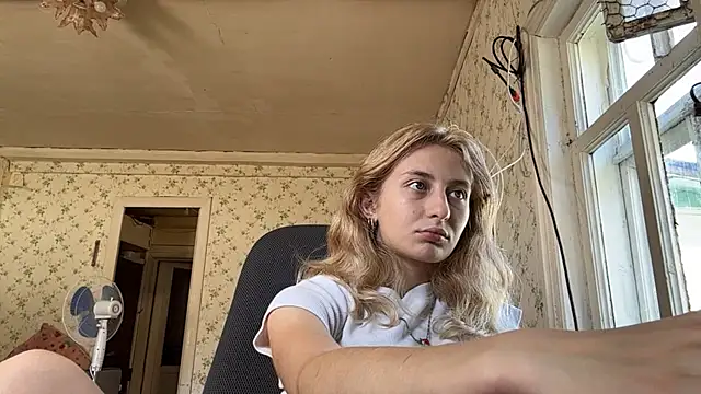 LisaBam live