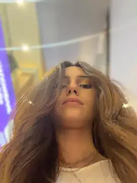 AnitaFly live